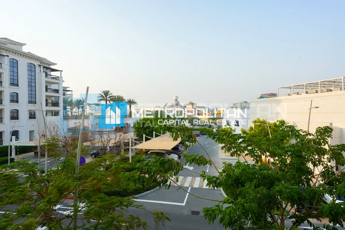 2BHK w/ Laundry|Community Water World View|Vacant