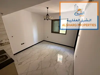 استوديو ثاني ساكن في الجرف 2 خلف مركز دلتا بالقرب من المدرسة الوطنية بتكييف مركزي وصيانة مجانية وموقع حيوي مميز