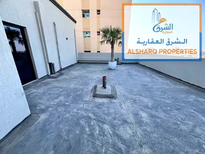 بناية جديدة أول ساكن – شقة غرفتين وصالة مع رووف كبير للإيجار السنوي في الجرف 3 بعجمان.