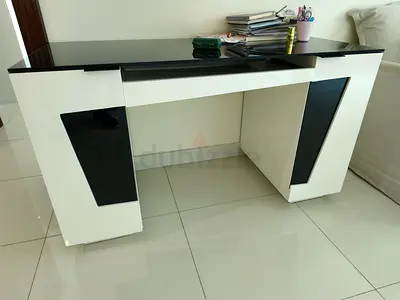 Modern Home Centre computer/study desk in white and black