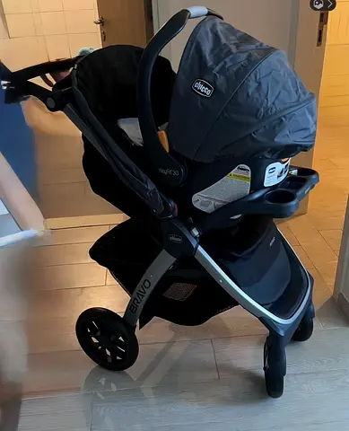Chicco Bravo Trio Travel System with KeyFit 30 Infant Car Seat - Good Condition