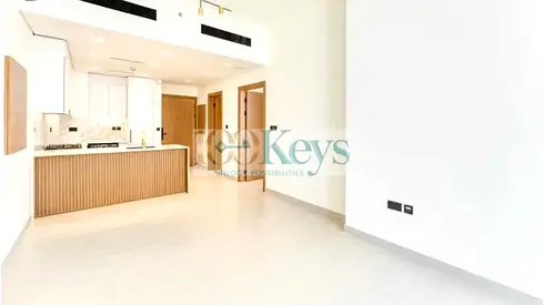 UPSCALE LIVING | FITTED APPLIANCES | SPLENDID VIEWS