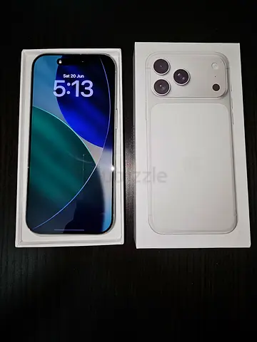 Iphone 17 pro with Box Dual esim warranty till 11/26 condition 10/9.8 battery health 100% Cycle 101