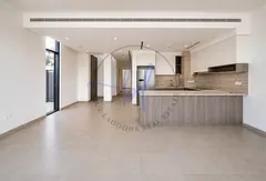 Single Row Unit | Close to Park | Finance Buyer OK