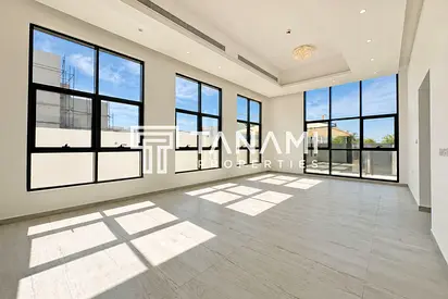 Spacious High Quality Ready to Move | View Now