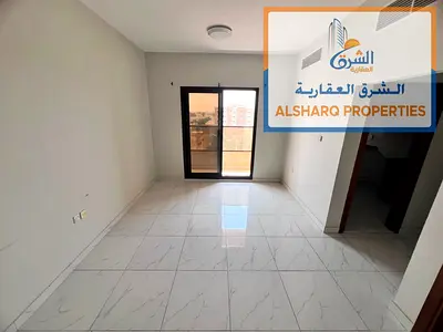 بناية جديدة _ غرفة ماستر_ 2 حمام_ بلكونة_ خزائن بالحائط_ سهل المخرج للشارقة ودبي