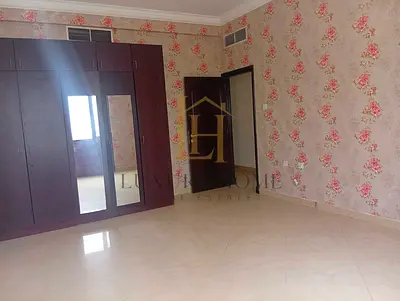 Spacious 2 Bedroom Apartment With Free Parking In Just 38k