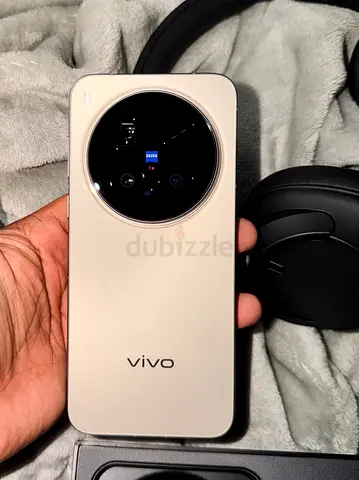 Vivo X300 Pro – 16GB + 512GB | TDRA Excellent Condition