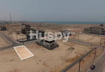 Second Row Plot | Near the Sea | G+1
