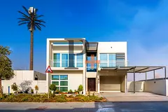6 Bedroom Lake View Villa : Single Row Corner Gem