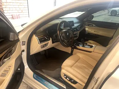 2016 BMW 7-SERIES 缩略图 7