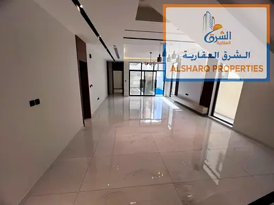 First occupancy - Two floors, high-end modern finishing - Master bedrooms - Swimming pool - Garden - Equipped parking