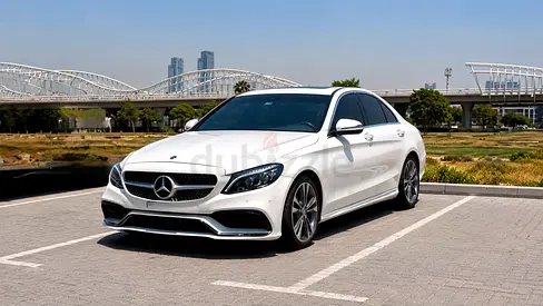 Mercedes-Benz C-Class C300 2018 - Excellent Condition - American Specs
