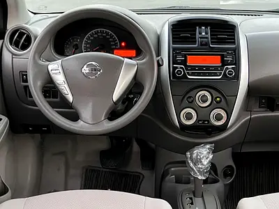 2023 Nissan SUNNY 照片 12