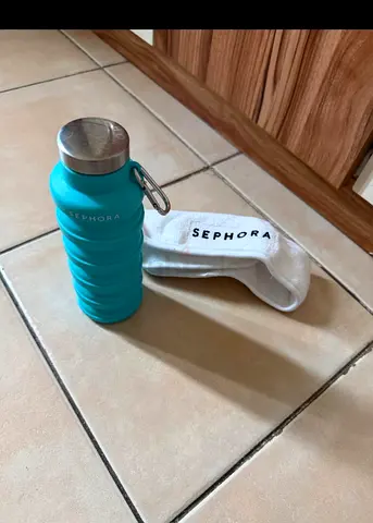 Sephora silicon water bottle and head band fixed price