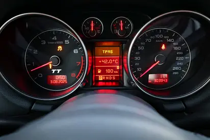 صورة 6 لـ 2008 AUDI TT