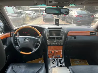 2001 Lexus LS-SERIES 照片 9