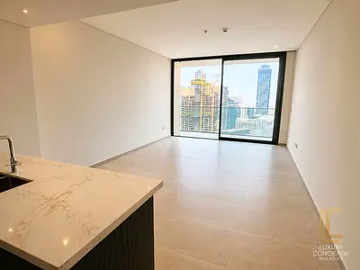 Best Price | Higher Floor | Canal View | Vacant