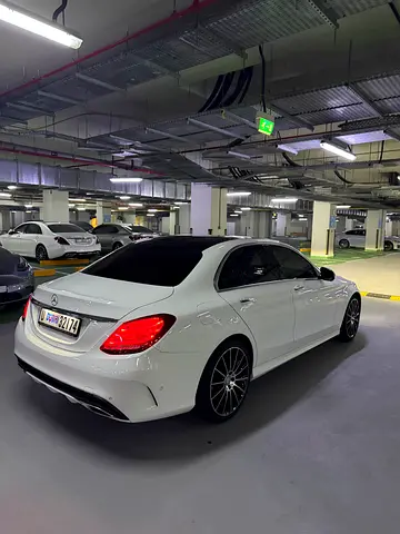 2017 Mercedes-BENZ C-CLASS 缩略图 4