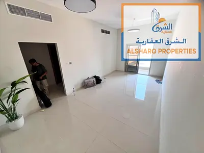 الجرف 3 | غرفتين ماستر | صالة منفصلة | 3 حمامات | قرب السوق الصيني | 46 ألف