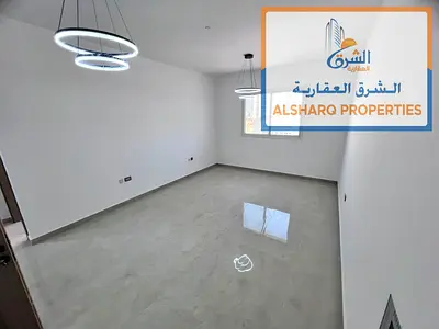اول ساكن مع بلكونة مع تكييف مركزي ومساحات ممتازة بسعر تنافسي