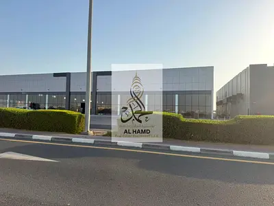 A prime investment opportunity: a showroom for rent in Umm Al Quwain, directly from the owner, Abu Ibrahim. Located on a main street.