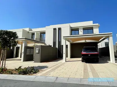 Luxury LIving - Ready to Move In - 3 Bedroom for Sale Al Hamra Village
