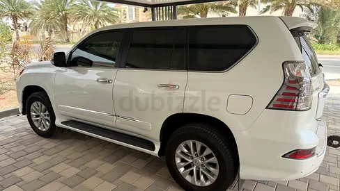 Lexus GS 460 2018 GCC Specs - Immaculate Condition