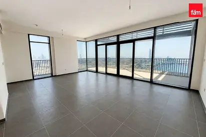 Top Floor|Vacant| Water and Burj Khalifa View