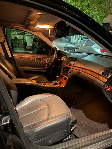 صورة مصغرة 4 لـ 2007 Mercedes-BENZ E-CLASS