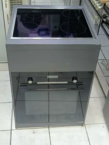 Bosch Series 4 Latest New Model Built-in Electric Oven and Cooktop 4 Hobs Ceramic.  Same Like New