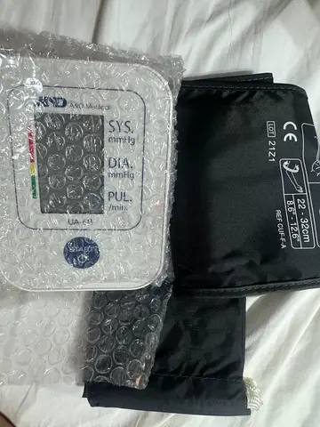 Digital Upper Arm Blood Pressure Monitor with Cuff ( new ) never used