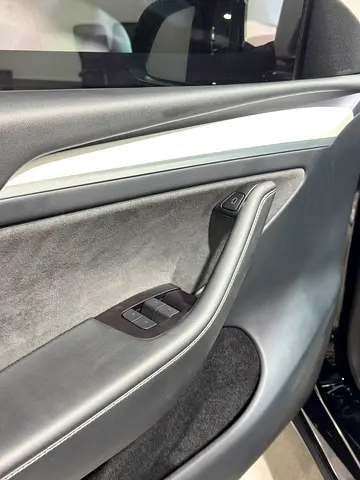2023 Tesla MODEL Y — миниатюра 15