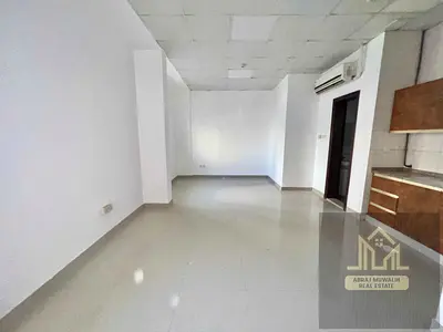 Looking like a beautiful apartment studio neat and clean family just in 20k