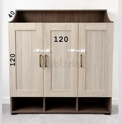 Shoe cabinet
