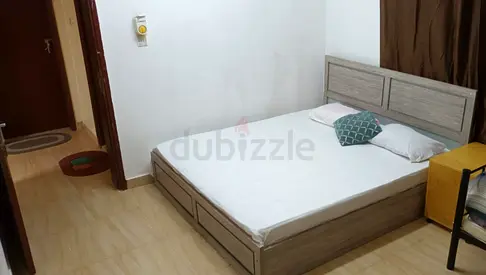 FURNISHED ROOM NEARBY PASONS SHOPPING CENTRE