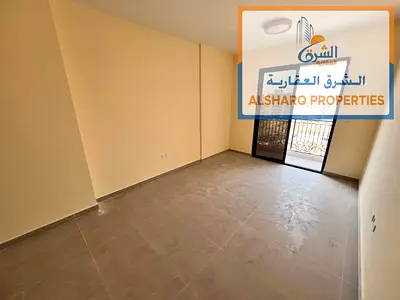 أول ساكن في الجرف 3 غرف ماستر_ 3 حمامات _بلكونة بإطلالة مفتوحة _سهولة الوصول إلى الشارقة ودبي