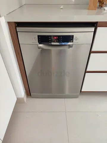 Bosch Series4 Freestanding Three Racks Dishwasher