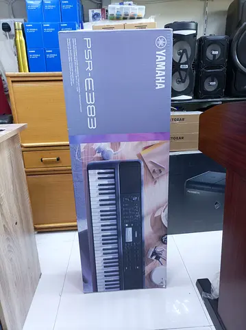 Yamaha PSR-E383 Keyboard - Brand New in Box with adaptor