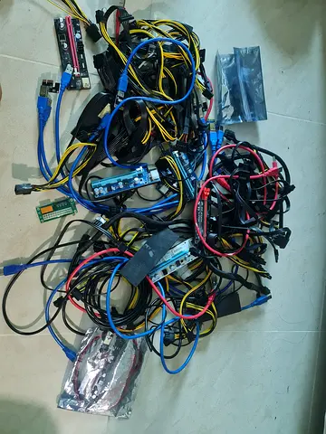 Used PCIe Riser Cables and Mining Accessories - Bundle