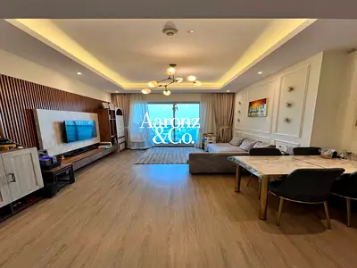 Fully Upgraded l VOT l Spacious l Balcon