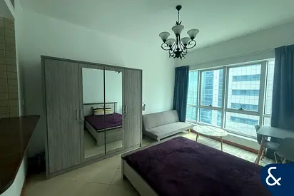 Spacious Studio | Vacant Now | Unfurnished