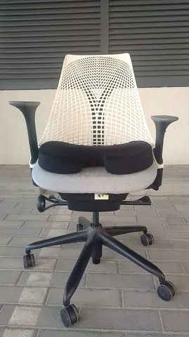 Model Sayl Herman Miller Chair Full Option