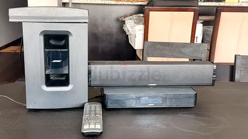 Bose Soundbar with Wireless Subwoofer and Remote - Good Working Condition