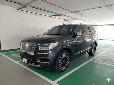 2021 Lincoln Navigator Presidential / GCC / FSH / Under Warranty / Accident Free