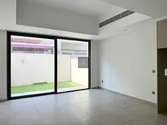 Vacant | Private Garden | Unfurnished