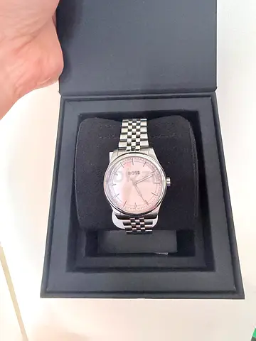 Graceful Collection Quartz Movement Watch For Women (Pearl pink color)