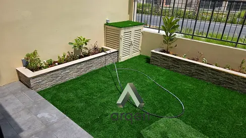 Landscaped | Single Row | Brand New