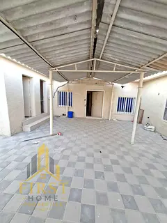 NICE 4 BHK VILLA JUST 60K PARKING INSIDE COURTYARD AREA