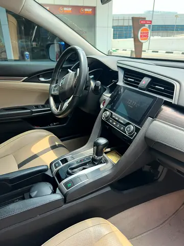 صورة مصغرة 11 لـ 2019 Honda CIVIC
